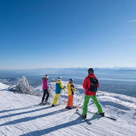 База отдыха Vvf Les Monts Jura Лелекс